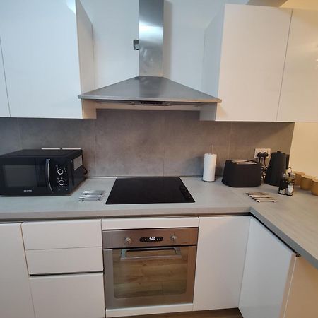 Central Modern Sliema 2 Bedroom Apartment Εξωτερικό φωτογραφία