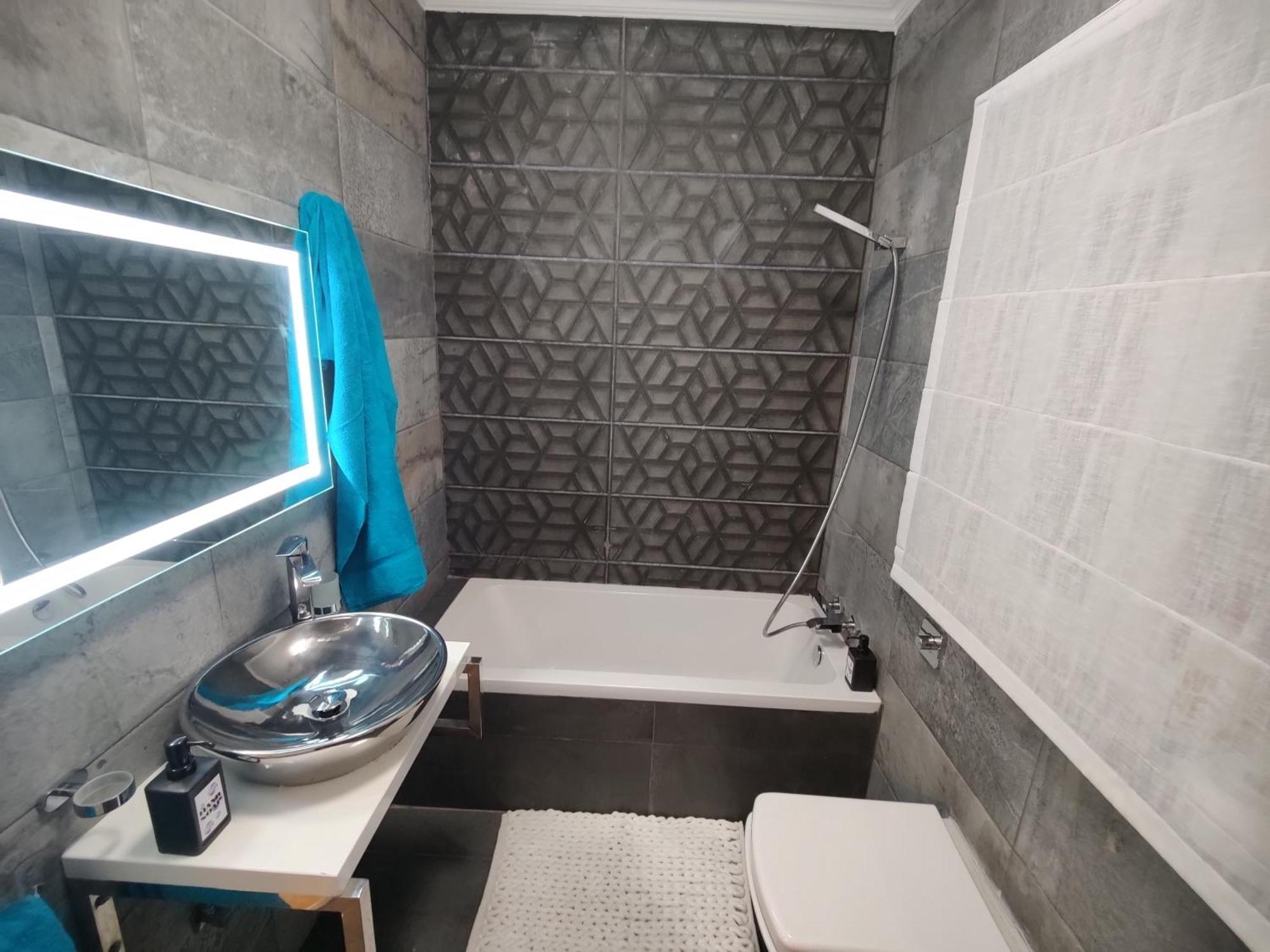 Central Modern Sliema 2 Bedroom Apartment Εξωτερικό φωτογραφία